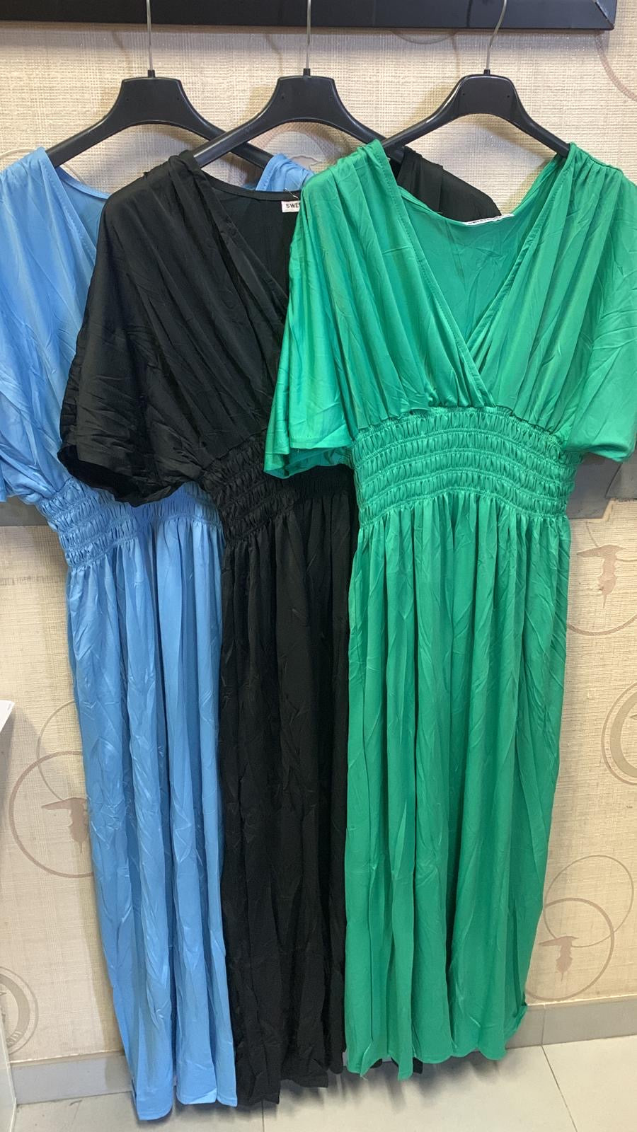 12 vestiti tinta unita art.js3163